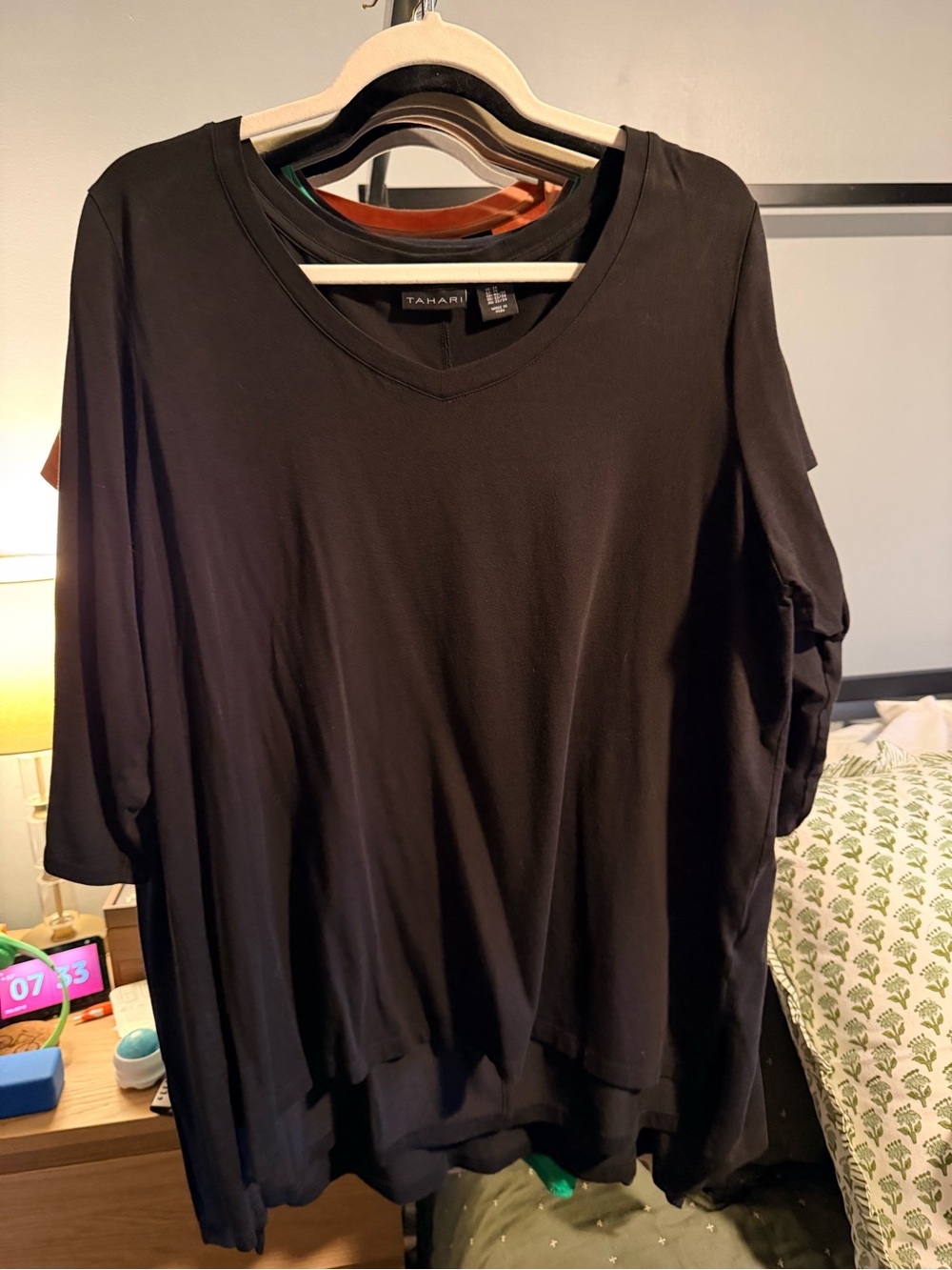 Tahari Black Short Sleeve V-Neck Tee